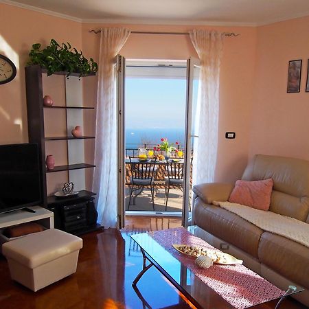 Apartman Mimi Lovran Ngoại thất bức ảnh